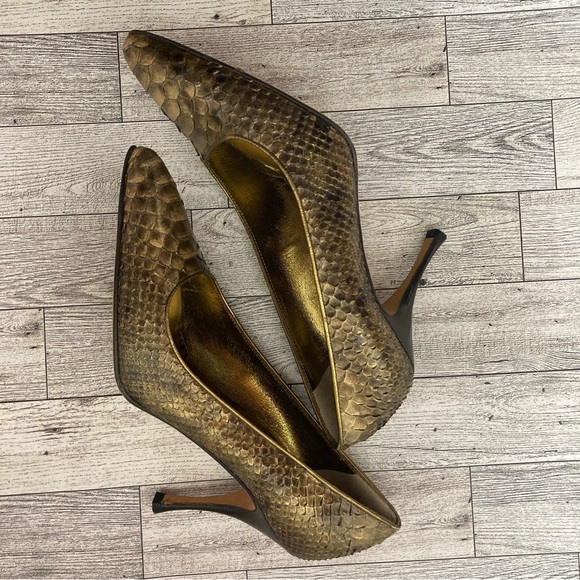 ☀️Cole Haan genuine python pointed toe pumps - Picture 9 of 9